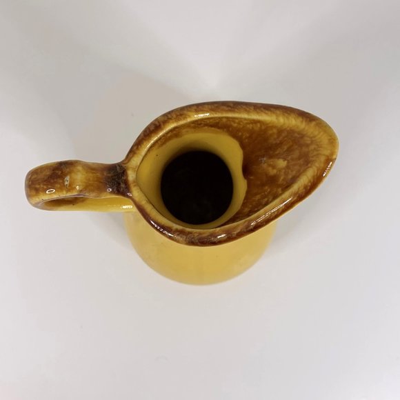 Vtg Hull Yellow Drip Glaze Pottery Small Pitcher - Picture 6 of 7